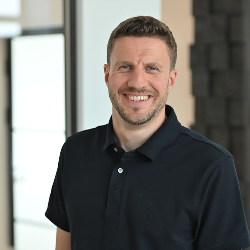 Portraitbild von Tim Lindemann